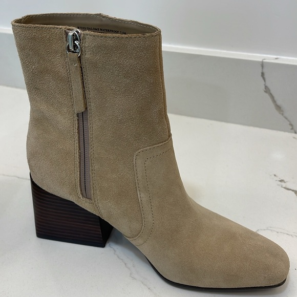 Women’s ankle boots, waterproof suede - Picture 2 of 5